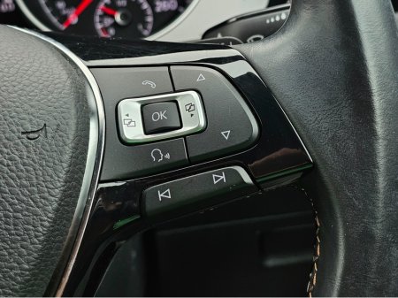 2014 Volkswagen Golf - thumbnail 16