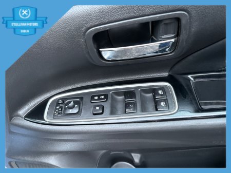 2016 Mitsubishi Outlander / 2016 / 2.0 HYBRID / AUTOMATIC €8,999 thumbnail