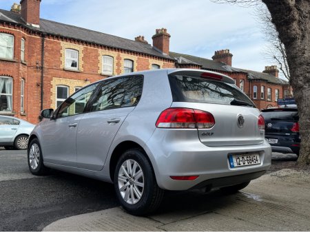 2012 Volkswagen Golf - thumbnail 8