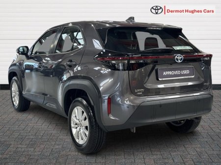 2023 Toyota Yaris Cross LUNA HYBRID AUTO €28,500 thumbnail