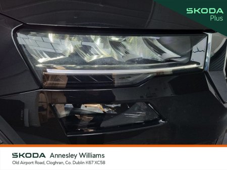 2022 Skoda Karoq Ambition 1.0Tsi 110Bhp €27,950 thumbnail