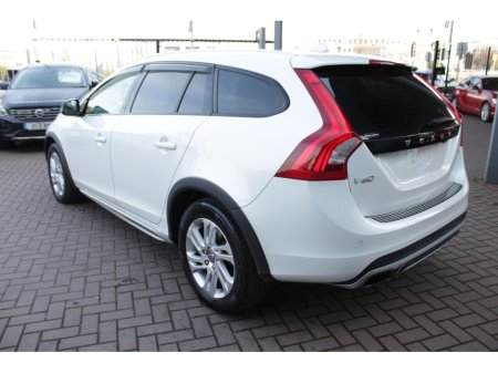 2016 Volvo V60 CROSS COUNTRY - thumbnail 6