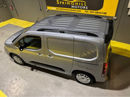 2024 Opel Combo SPORTIVE L1H1-1.5 100PS D-6SPEED TOP SPEC €19,950 thumbnail