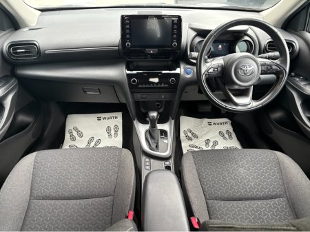 2023 Toyota Yaris Cross 1.5 Hybrid LUNA 4DR AUTO €21,950 thumbnail