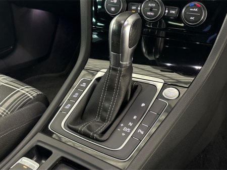 2019 Volkswagen Golf 2.0 TDI GTD DSG**DIGITAL DASH**TOUCH SCREEN MEDIA DISPLAY**REVERSE CAMERA**PARKING SENSORS**FRONT HEATED SEATS**DRIVE MODES**DUAL CLIMATE CONTROL**UPGRADED ALLOYS**KEYLESS START**FINANCE AVAILABLE** €24,995 thumbnail