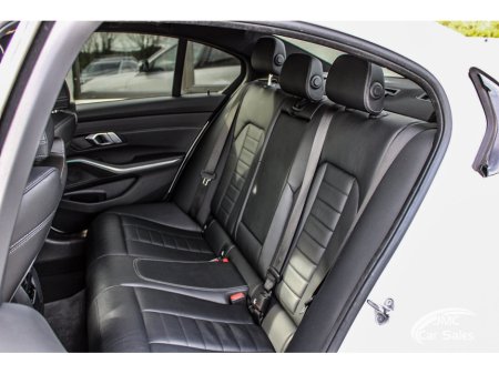 2021 BMW 3 Series - thumbnail 26