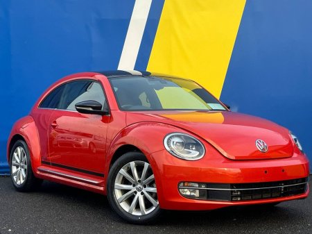 2016 Volkswagen Beetle CLUB 1.2 TSI // NEW 2 YEAR NCT // TARTAN INTERIOR // REVERSE CAMERA €13,900
