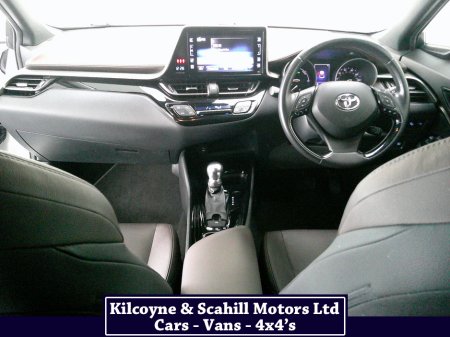 2017 Toyota C-HR - thumbnail 15