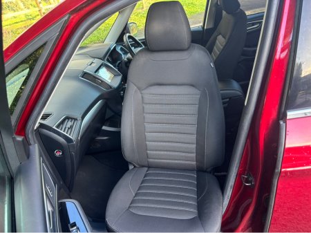 2018 Ford Galaxy 1.5 160PS 6SPEED FWD 4DR €17,995 thumbnail