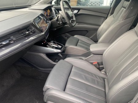 2025 Audi Q4 e-tron 45 Black Edition Quattro S-Line Auto EV €47,900 thumbnail