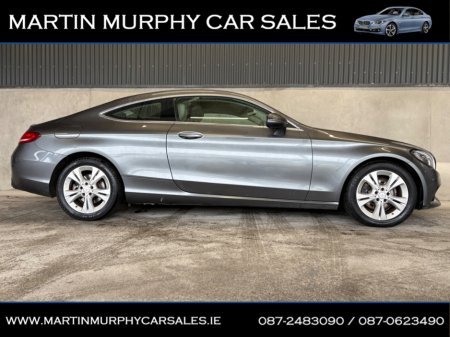 2017 Mercedes-Benz C Class - thumbnail 2