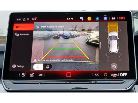 2025 Volkswagen Golf Edition 75 2.0TDI 116HP *PARK ASSIST, ANDROID AUTO/APPLE CARPLAY & MUCH MORE!* €35,995 thumbnail