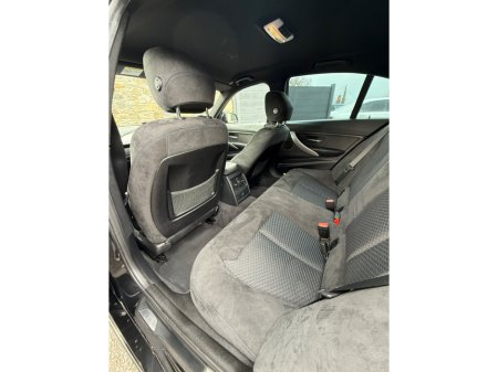 2015 BMW 3 Series - thumbnail 21