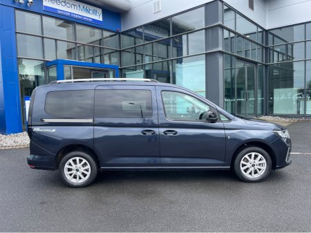 2023 Ford Tourneo Connect Wheelchair Accessible Taxi Spec €43,950