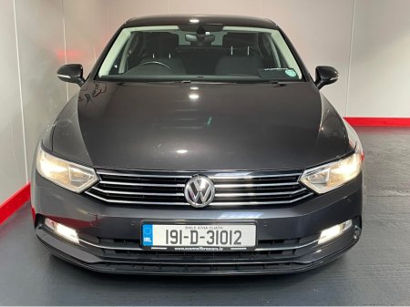 2019 Volkswagen Passat - thumbnail 13