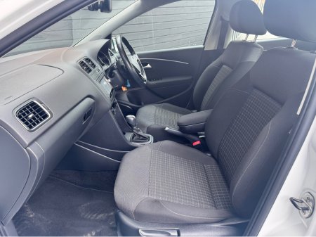 2015 Volkswagen Polo - thumbnail 8