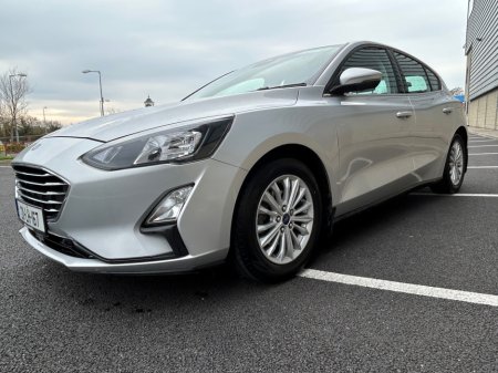 2021 Ford Focus - thumbnail 4