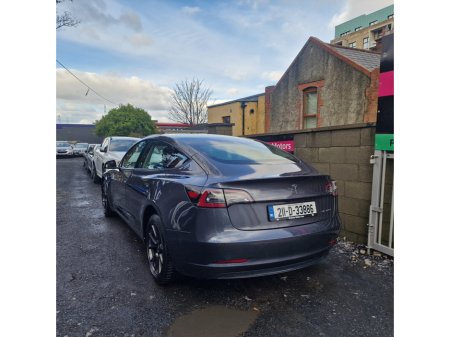 2021 Tesla Model 3 Long Range (AWD) €24,950 thumbnail