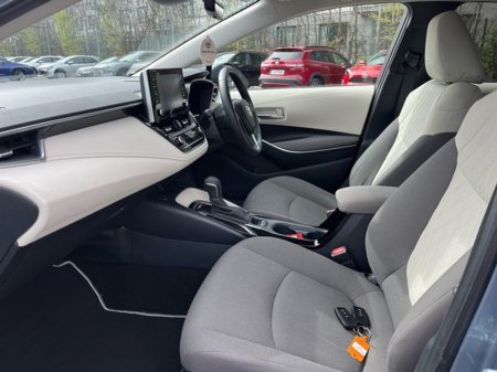 2019 Toyota Corolla - thumbnail 6