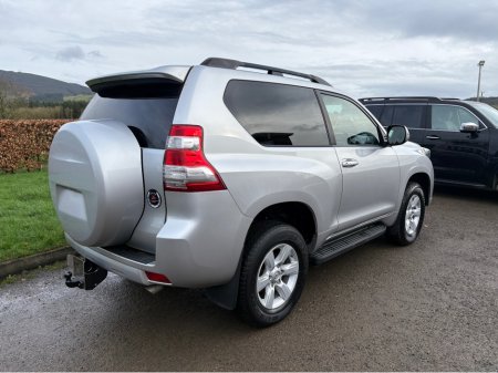 2017 Toyota Landcruiser - thumbnail 9