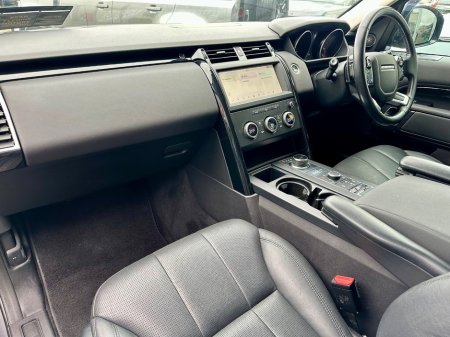 2019 Land Rover Discovery - thumbnail 6