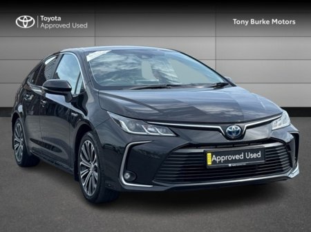 2020 Toyota Corolla - LUNASPORT Edition - 1.8 Hybrid - Automatic - Full TOYOTA Service History - Tax EUR 180 // Remote Central Locking // Front Electric Windows // Rear Electric Windows // Electric Mirrors // Power Foldi