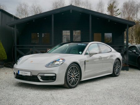2023 Porsche Panamera - thumbnail 3