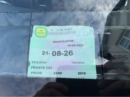 2015 Volvo XC60 - thumbnail 11
