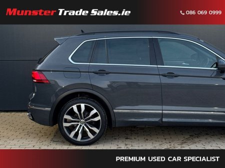 2021 Volkswagen Tiguan - thumbnail 3