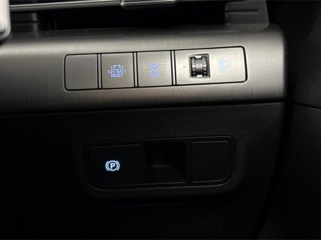 2024 Hyundai Kona ELEGANCE 48KWH**DIGITAL DASH**TOUCH SCREEN MEDIA**APPLE CAR PLAY**DUAL CLIMATE**MULTIFUNCTIONAL STEERING WHEEL**CRUISE CONTROL**HEATED SEATS**HEATED STEERING WHEEL**REVERSE CAMERA**PARKING SENSORS** €31,995 thumbnail