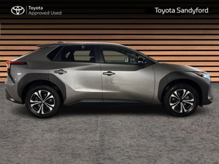 2022 Toyota bZ4X SPORT 11KW EV AUTOMATIC // HEATED SEATS & STEERING WHEEL // REAR CAMERA & PARK ASSIST // APPLE CARPLAY/ANDROID AUTO // POWER TAILGATE // FULL WARRANTY €26,945 thumbnail