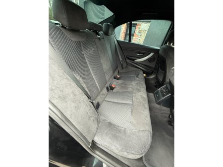 2015 BMW 3 Series - thumbnail 20