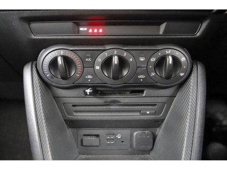 2020 Mazda Mazda2 1.5 AUTO *REVERSE CAM*REAR PARK SENSORS* €15,480 thumbnail