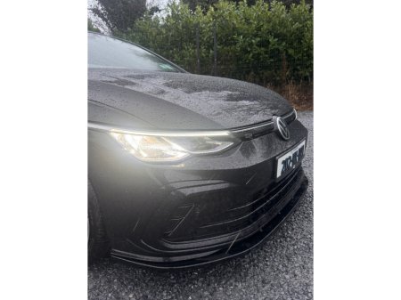 2020 Volkswagen Golf  €32,950 thumbnail