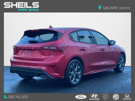2026 Ford Focus - thumbnail 2