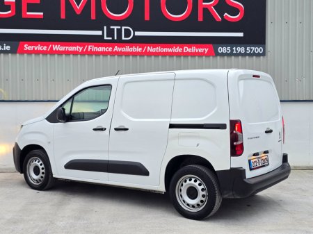 2022 Peugeot Partner - thumbnail 10