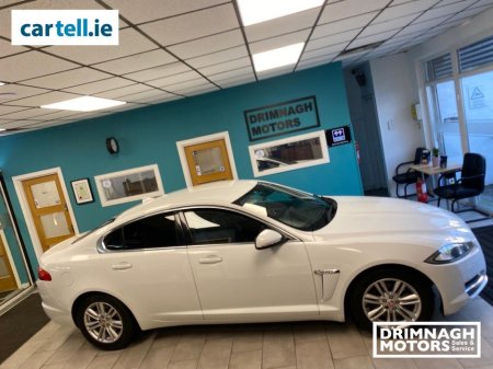 2014 Jaguar XF - thumbnail 5