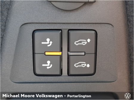 2026 Volkswagen Touareg Commmercial R-LINE 3.0TDI 4M 231HP thumbnail