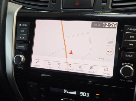 2019 Nissan Navara - thumbnail 13