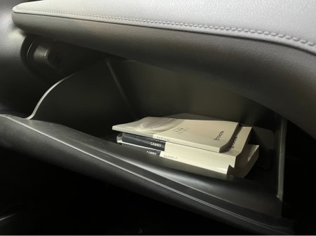 2021 Toyota Camry €25950 2021 TOYOTA CAMRY G 2.5 AUTOMATIC / CRUISE CONTROL / REVERSE CAMERA / ELECTRIC SEATS / PADDLE SHIFTERS AND MORE €25,950 thumbnail