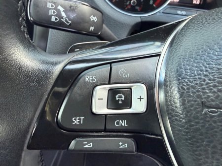 2015 Volkswagen Polo 1.2 TSI 3DR 90HP Comfortline + €10,990 thumbnail