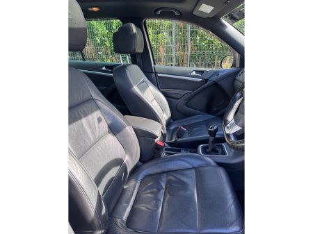 2016 Volkswagen Tiguan - thumbnail 12