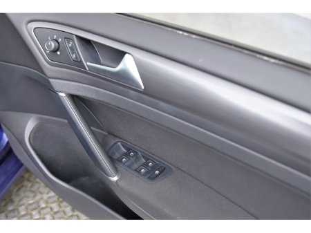 2018 Volkswagen Golf 1.2 TSI DSG MK 7.5 COMFORTLINE *CARPLAY*ANDROID*REVERSE CAM* thumbnail