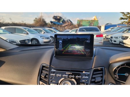 2015 Ford Fiesta - thumbnail 16