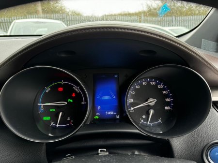 2017 Toyota C-HR 1.8L Petrol-Hybrid Automatic (7686) €18,995 thumbnail