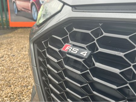 2021 Audi RS4 - thumbnail 3
