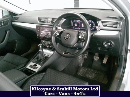 2022 Skoda Superb AMBITION 2.0 TDI 150HP 5DR thumbnail