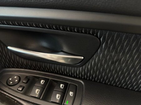 2015 BMW 3 Series - thumbnail 12