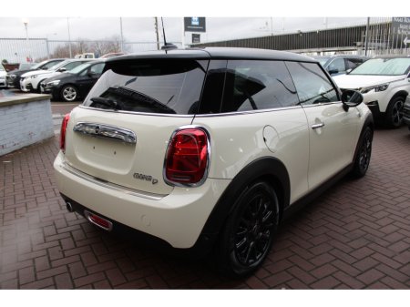 2019 MINI Cooper 1/5D COOPER SPORT EDITION WITH ONKLYB 79,000KM'S // WHAT A CAR // HEATED LEATER RECARO TYPE SEATS // WELL WOTH VIEWING // BUY WITH CONFIDENCE AA AND SIMI APPROVED DEALER 2026 // FINANCE ARRNAGED // €17,950