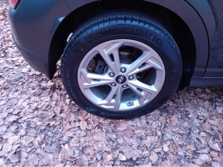 2022 Hyundai Kona - thumbnail 25